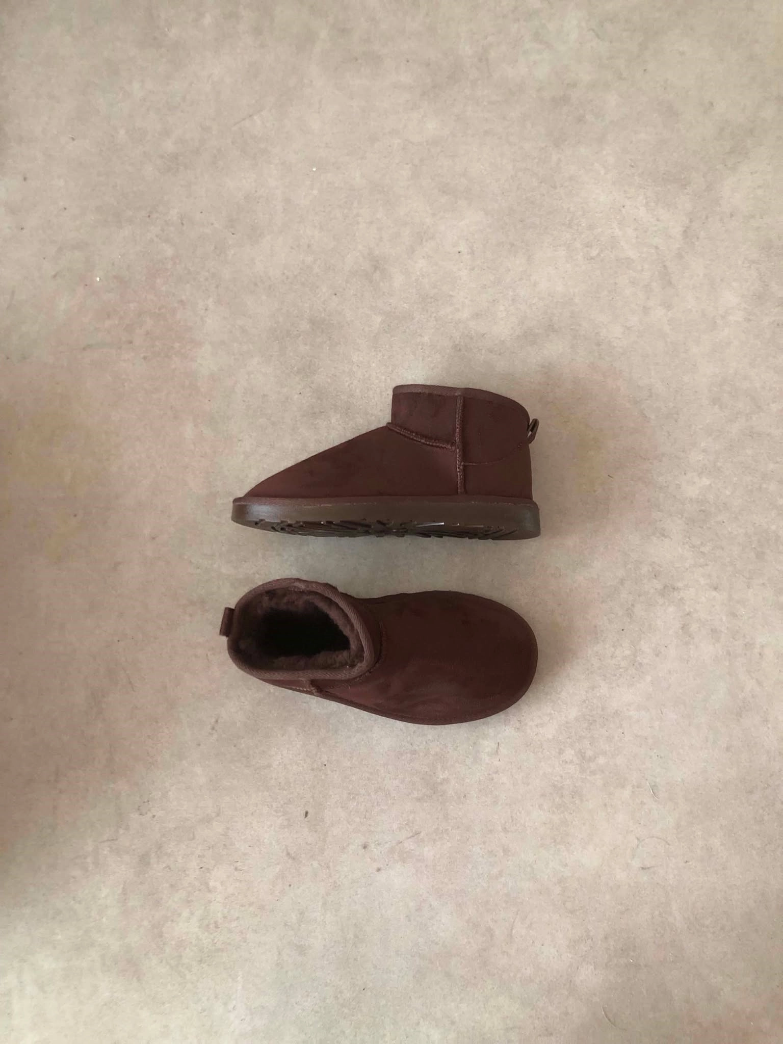 Feno Kahve Süet İçi Kürklü Mini Kadın Bot