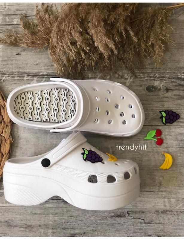 Freundin Käse Fahrpreis crocs terlik topuklu Abzeichen Süchtiger Gleichung