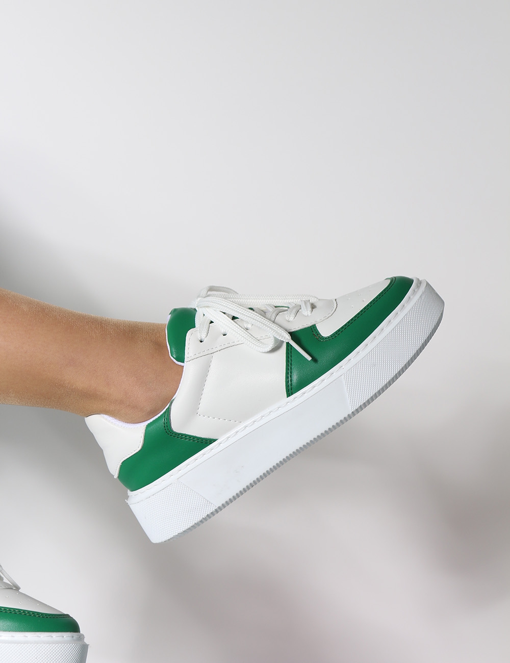Axel beyaz yeşil mat deri Düz Taban Bağcıklı Kadın Sneakers 