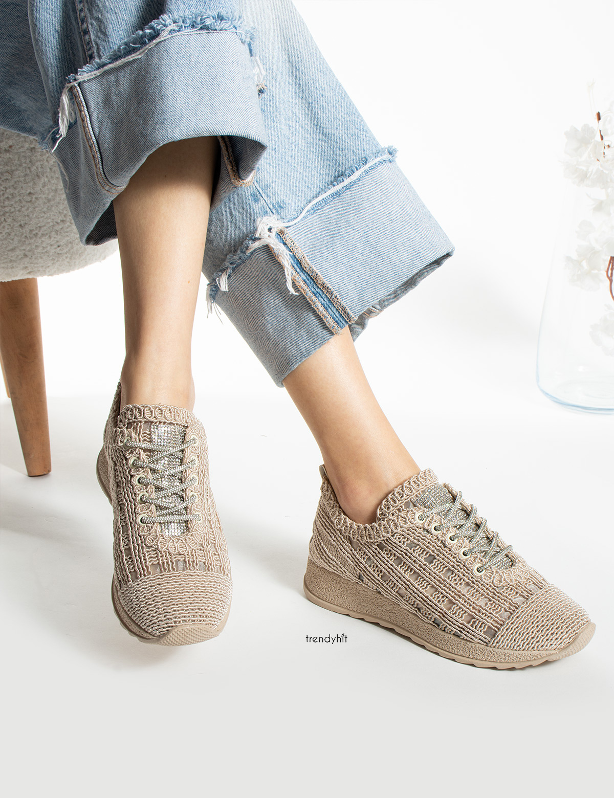 Guca%20Vizon%20Dantelli%20Bağcıklı%20Taş%20Detaylı%20Kadın%20Sneakers
