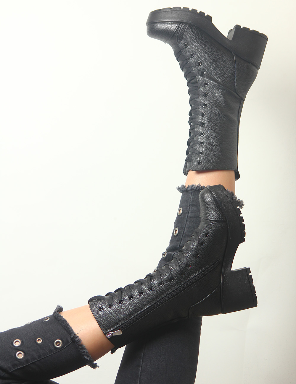 Julia Siyah Mat Floter Deri Bağcıklı Postal Çizme