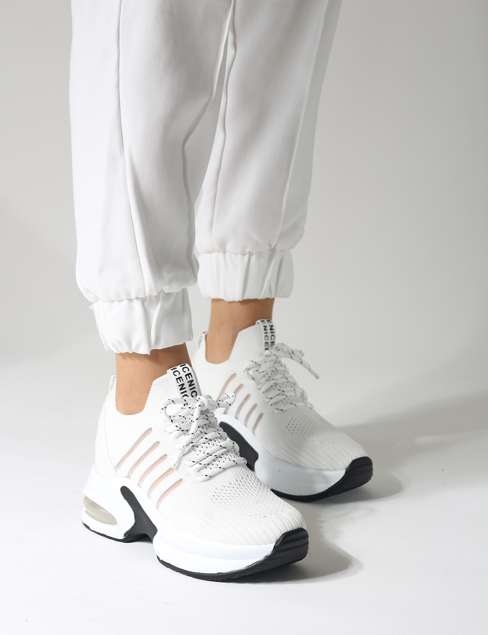Paulo Beyaz Triko Gizli Topuk Air Tabanlı Sneakers