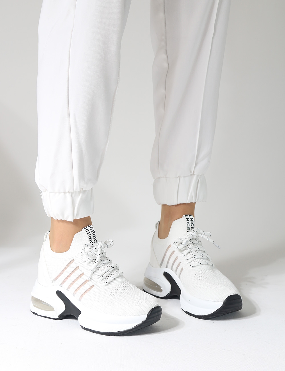 Paulo Beyaz Triko Gizli Topuk Air Tabanlı Sneakers