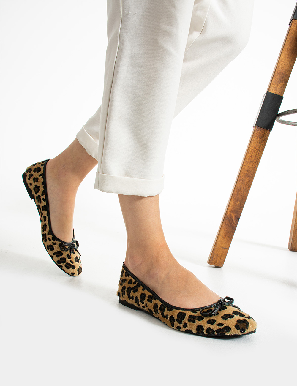 Pelas%20Leopar%20Tay%20tüyü%20Fiyonklu%20Kadın%20Babet