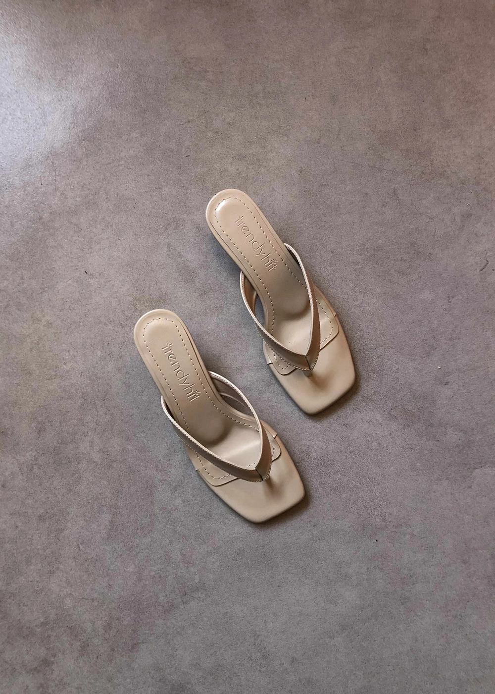 Savi Ekru Küt Burun Parmak Arası 4cm Topuklu Kadın Terlik