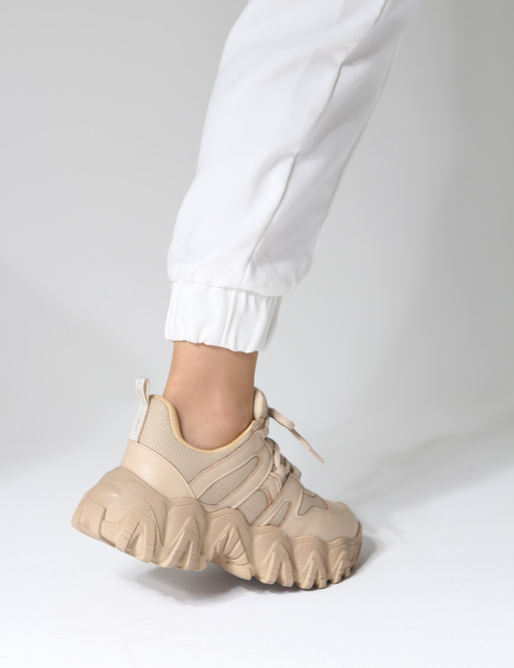 Tolso Ten Renk Fileli Tırtıklı Taban Kadın Sneakers