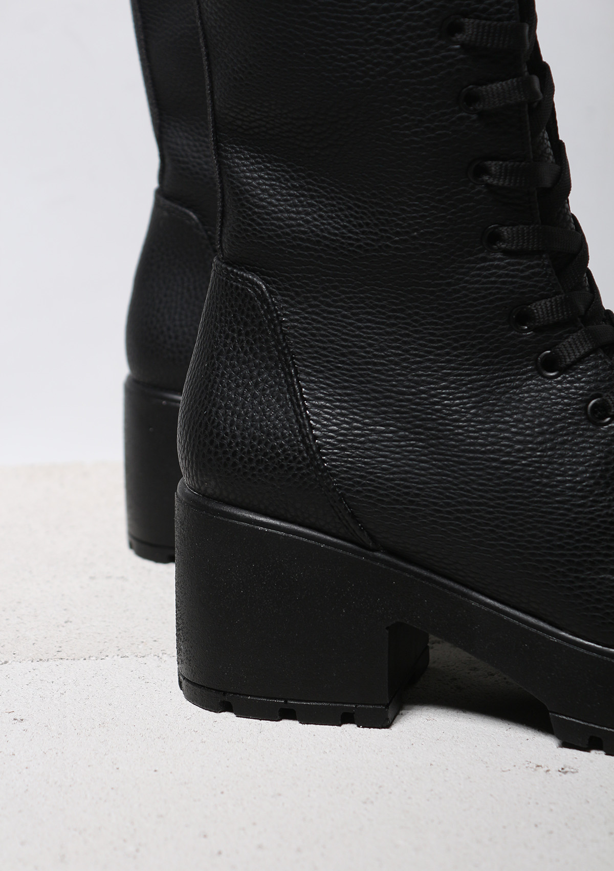 Julia Siyah Mat Floter Deri Bağcıklı Postal Çizme