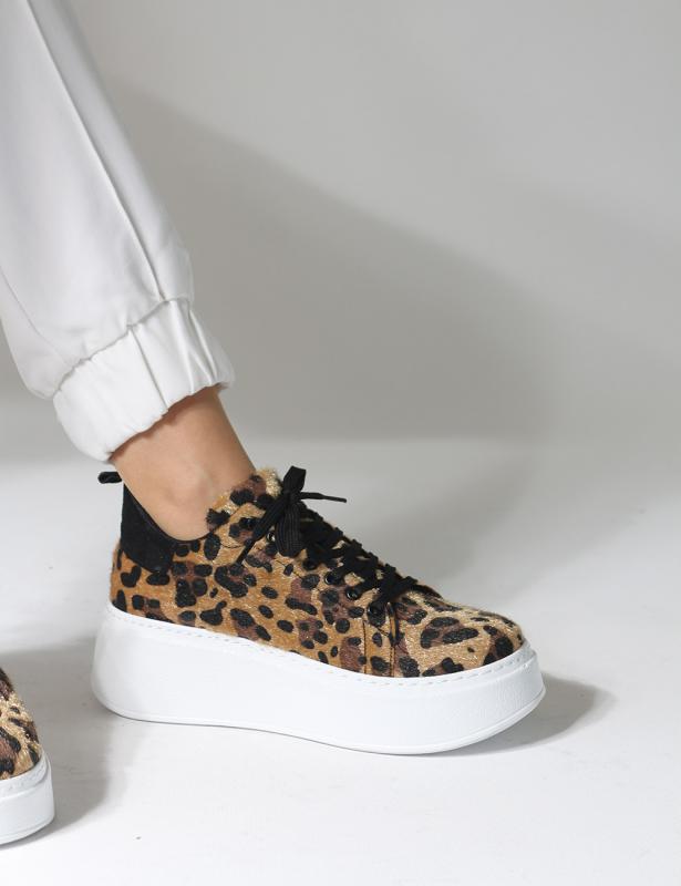 Tudor Leopar Siyah Detaylı Kalın Taban Bağcıklı Kadın Sneakers 