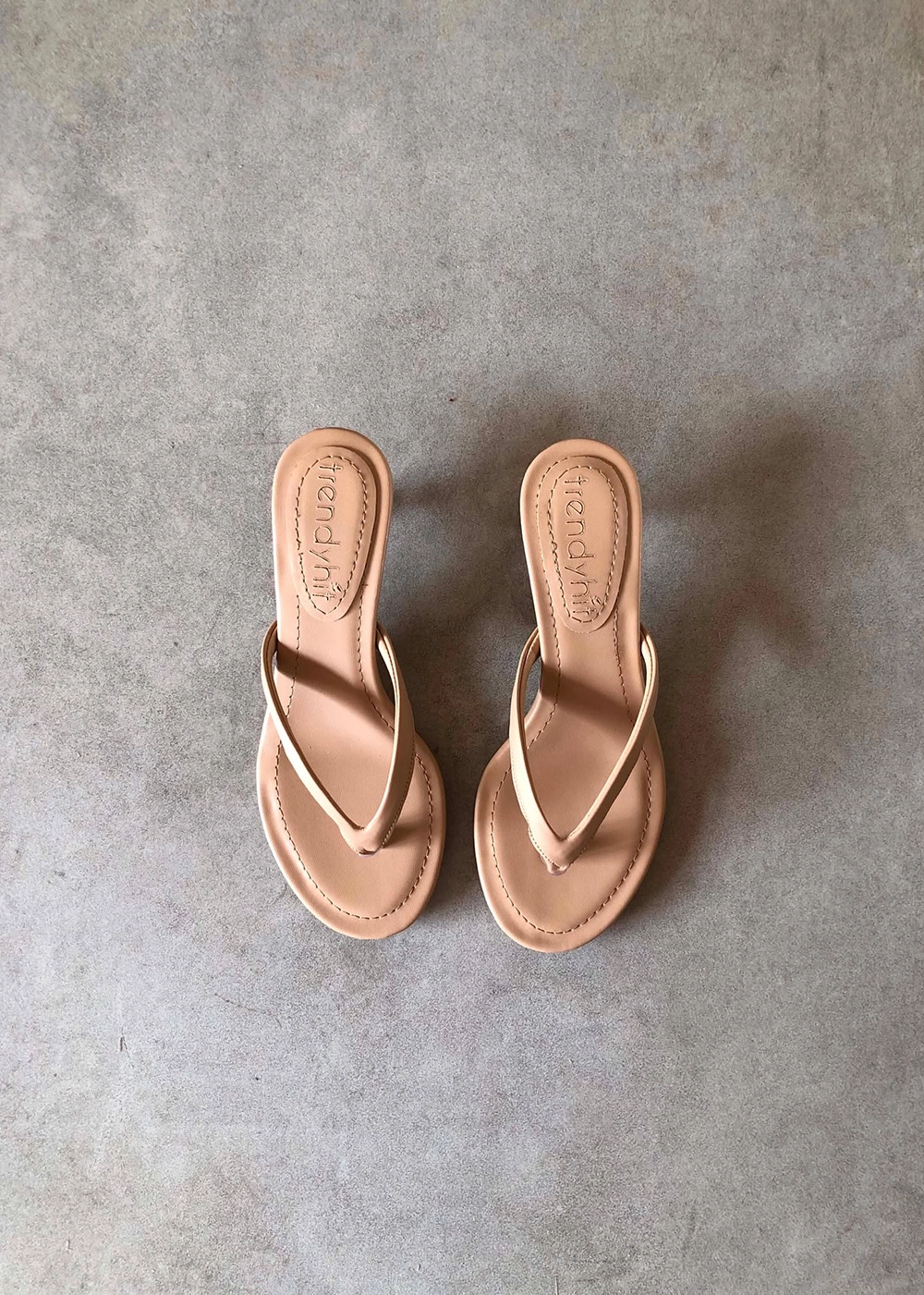 Veno Karamel Parmak Arası 4cm Topuklu Kadın Terlik 