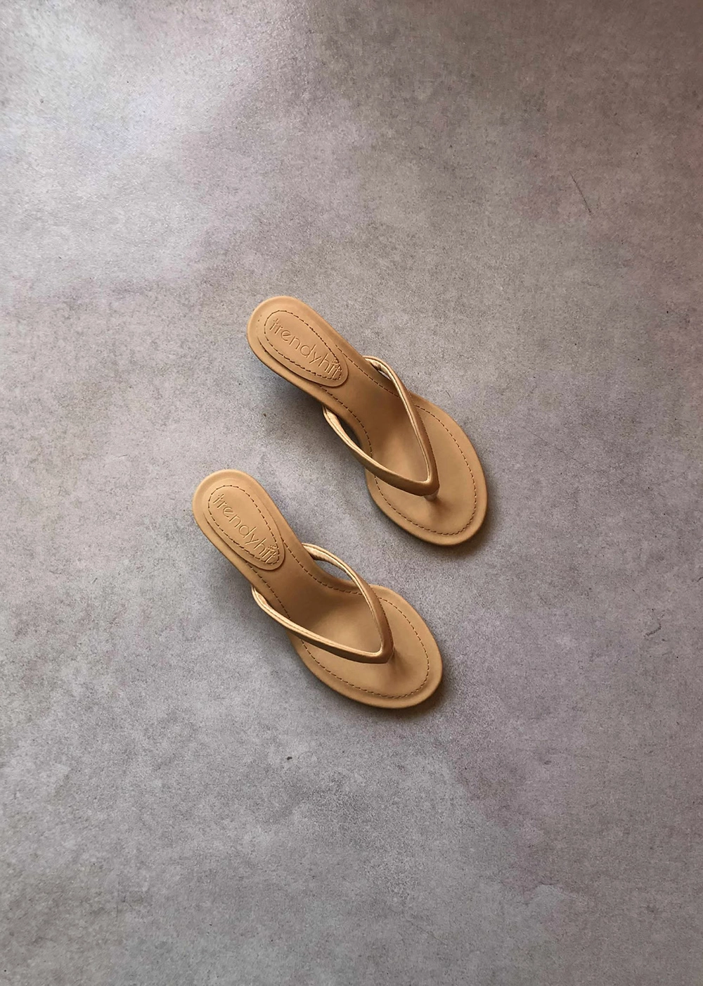  Veno Karamel Mat Parmak Arası 4cm Topuklu Kadın Terlik