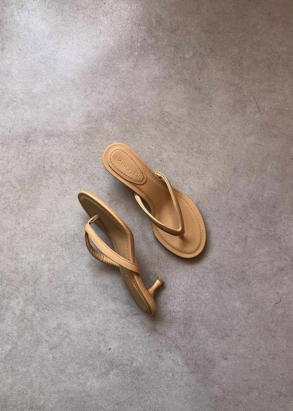  Veno Karamel Mat Parmak Arası 4cm Topuklu Kadın Terlik